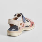 Sandalia deportiva beige y multicolor UTWO