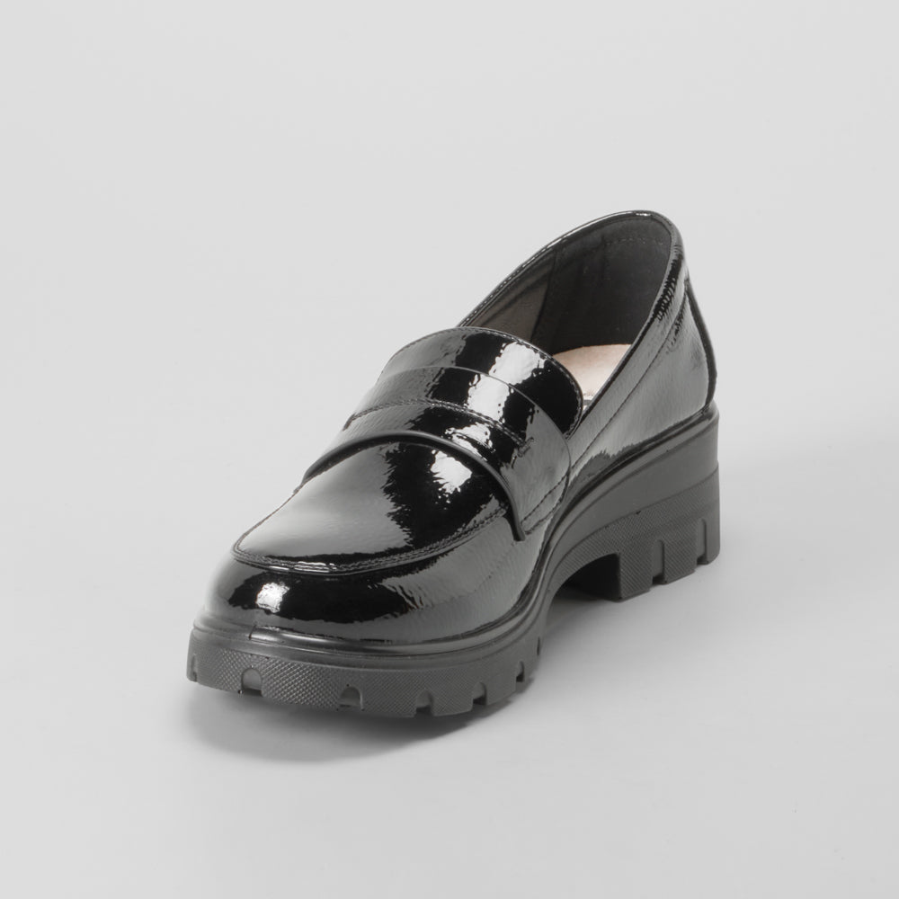Mocasín charol Soft Insock negro COMFEET