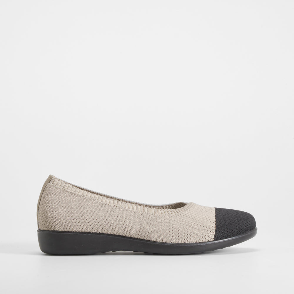Bailarina knit beige y negra COMFEET