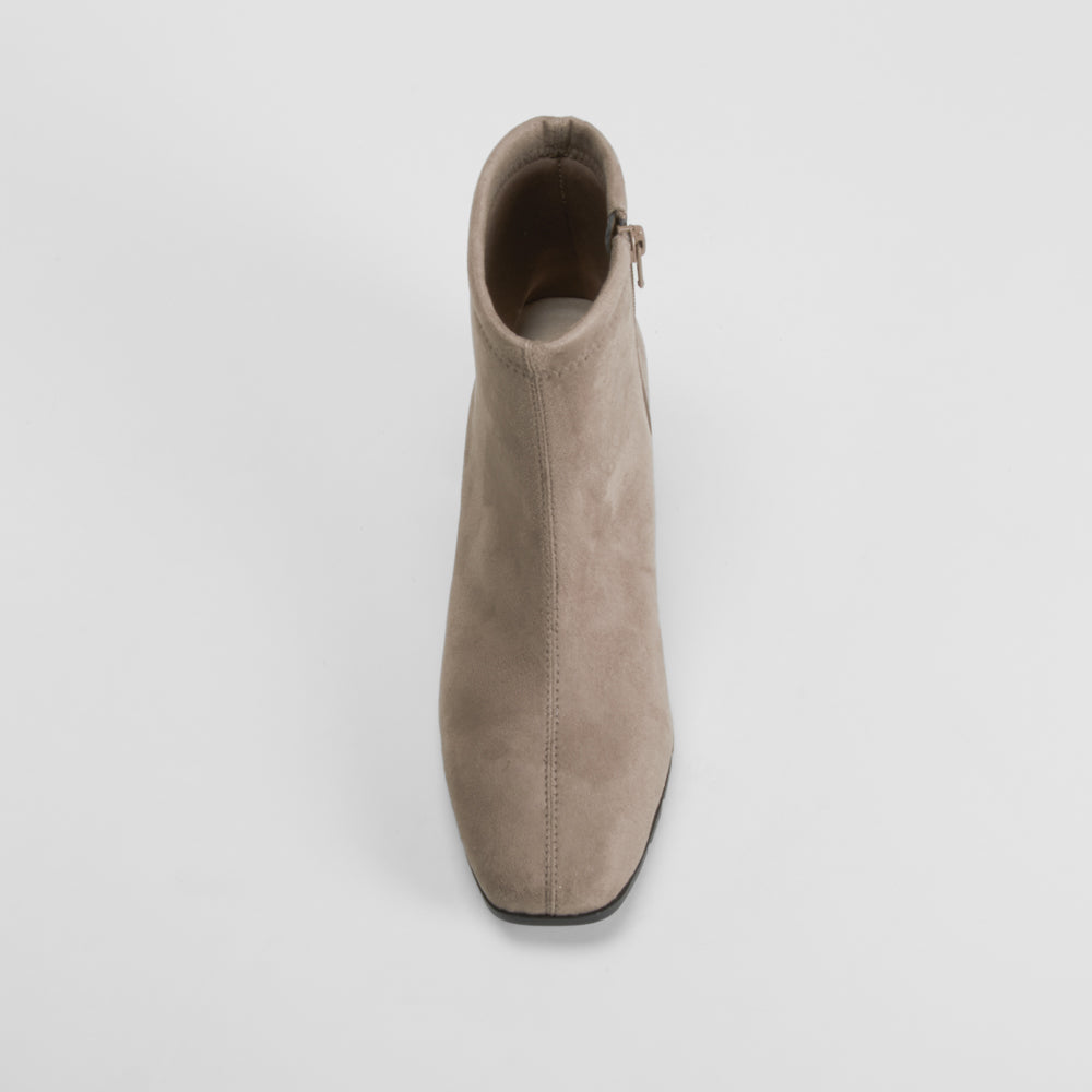 Botín tacón Double Fit elástico  taupe COMFEET