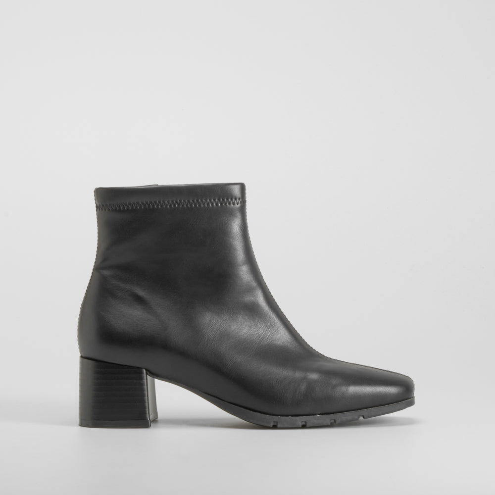 Botín tacón Double Fit elástico negro COMFEET