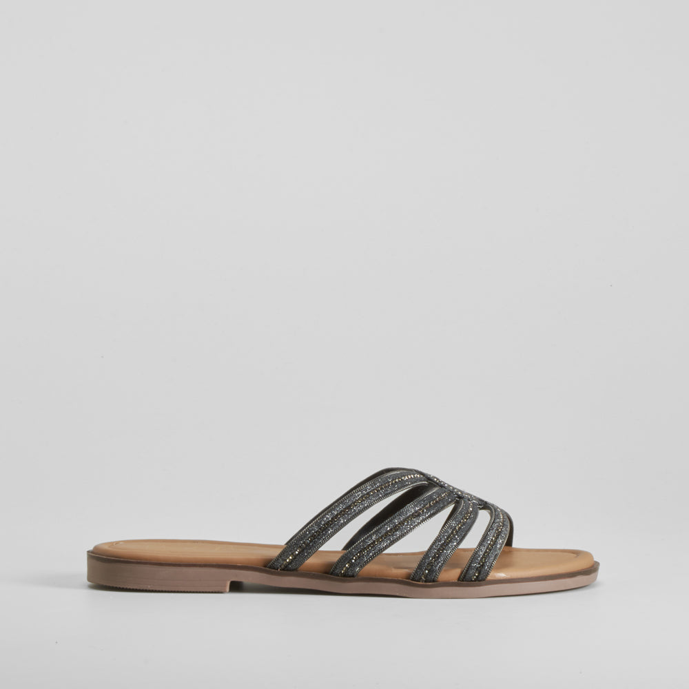 Sandalia tiras brillo negra PICCOLA PIU