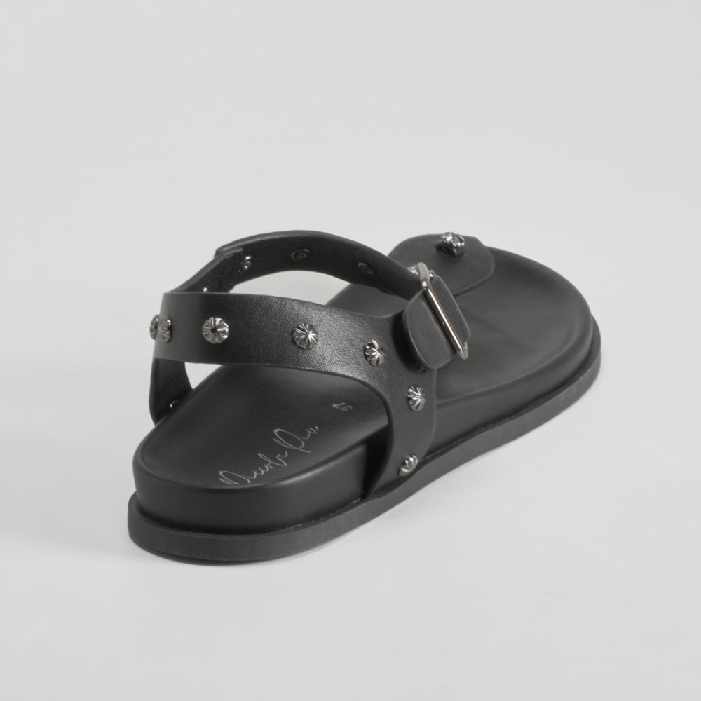 Sandalia bio tachuelas negra PICCOLA PIU