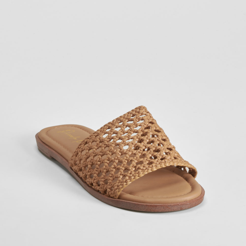 Sandalia plana plana trenzada beige PICCOLA PIU
