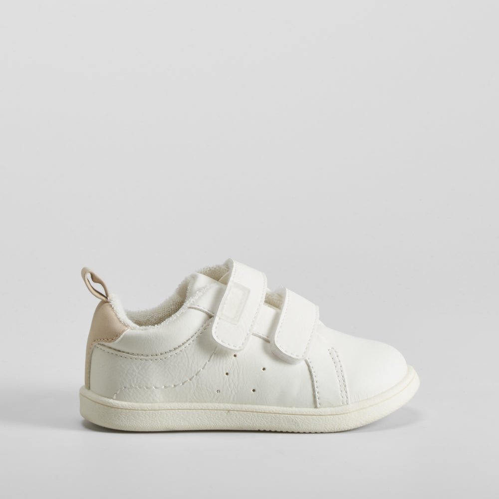 Deportiva tenis blanca COMFEET BABY