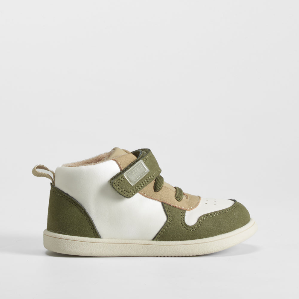 Deportiva alta barefoot bebé marrón COMFEET