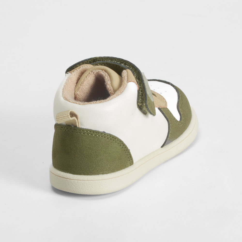 Deportiva alta barefoot bebé marrón COMFEET