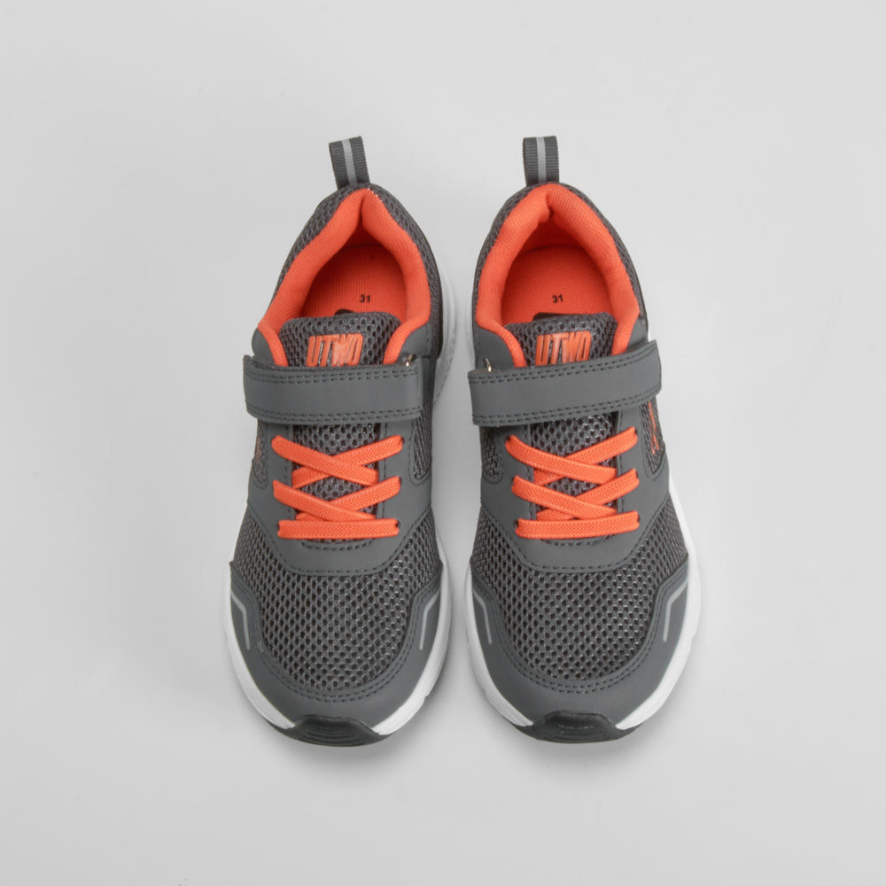 Deportiva running infantil gris UTWO