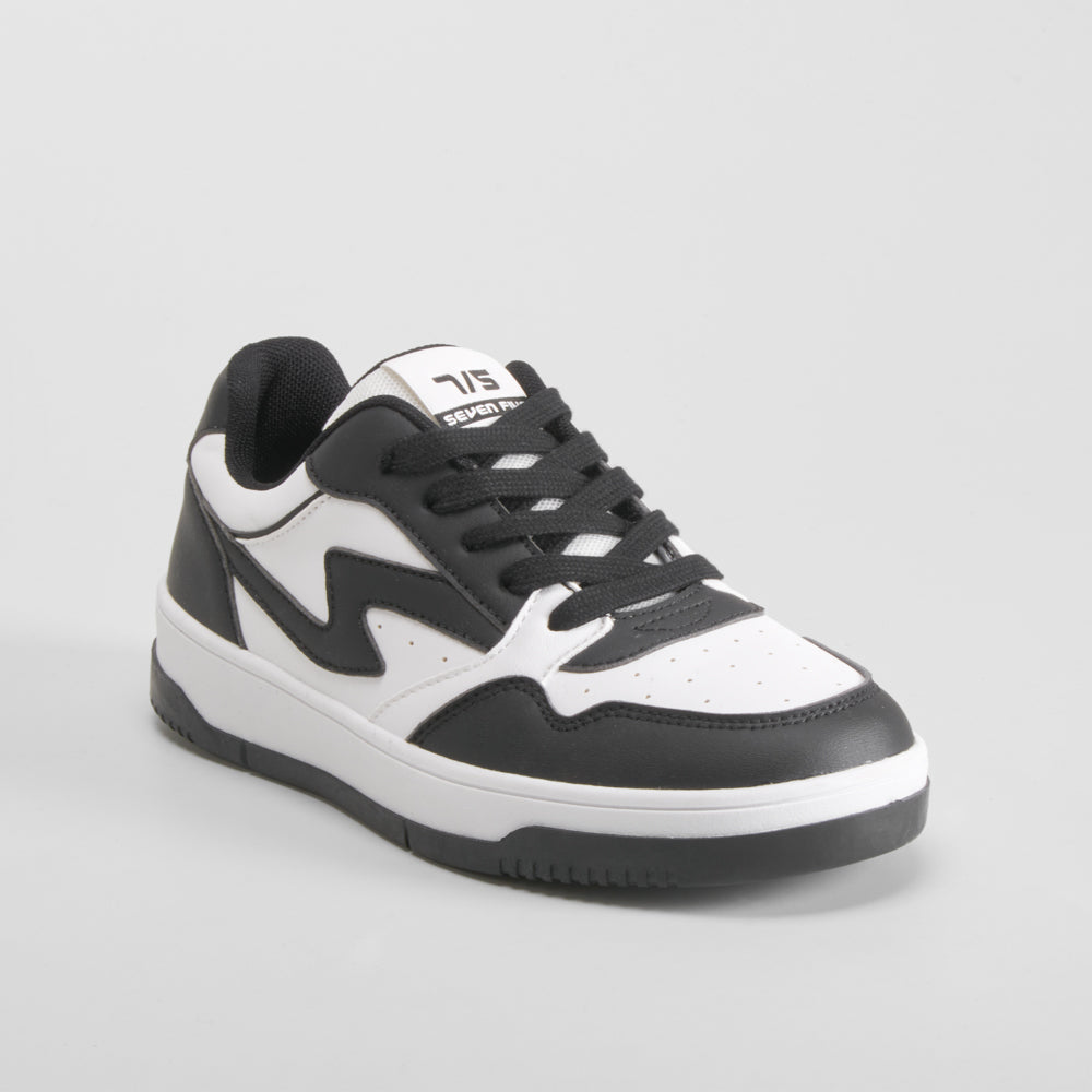 Deportiva basket low blanca y negra SEVEN FIVE