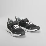 Deportiva running juvenil negra UTWO