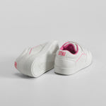 Deportiva con velcro bebé blanca y rosa UTWO