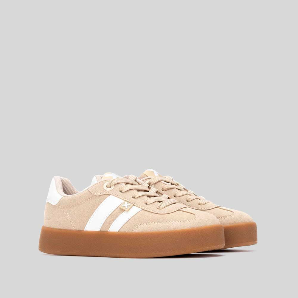 Deportiva retro beige XTI