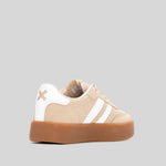 Deportiva retro beige XTI