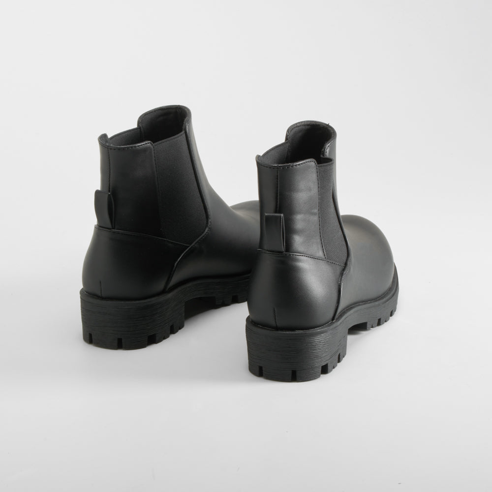 Botín plano chelsea negro OH GIRL