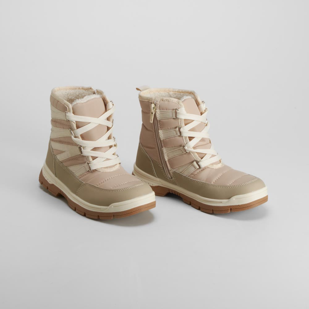 Bota beige suela gruesa OH GIRL!