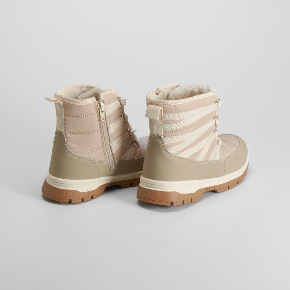 Bota beige suela gruesa OH GIRL!
