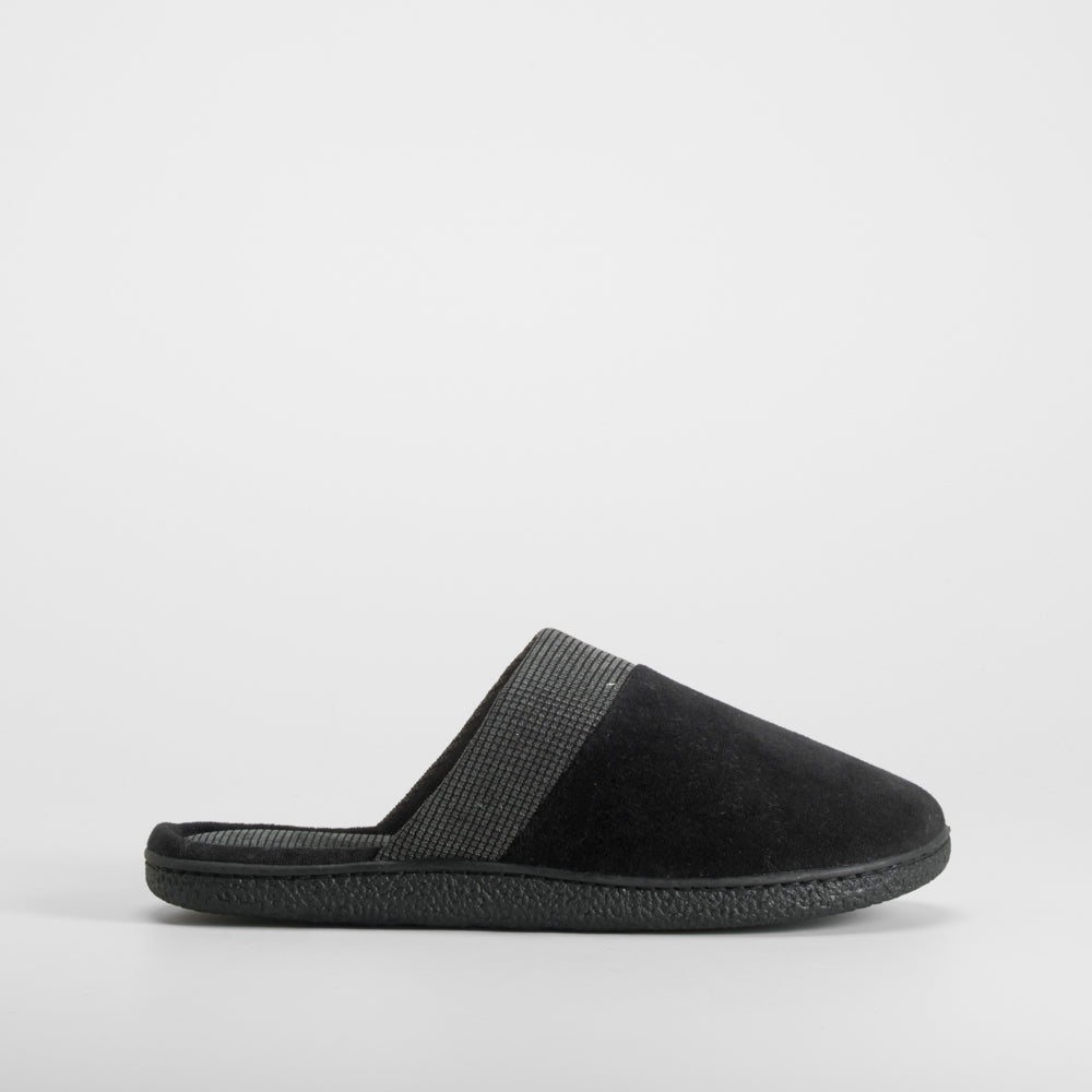 Zapatilla casa terciopelo negra OLYNE