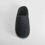 Zapatilla casa pana gruesa negra OLYNE
