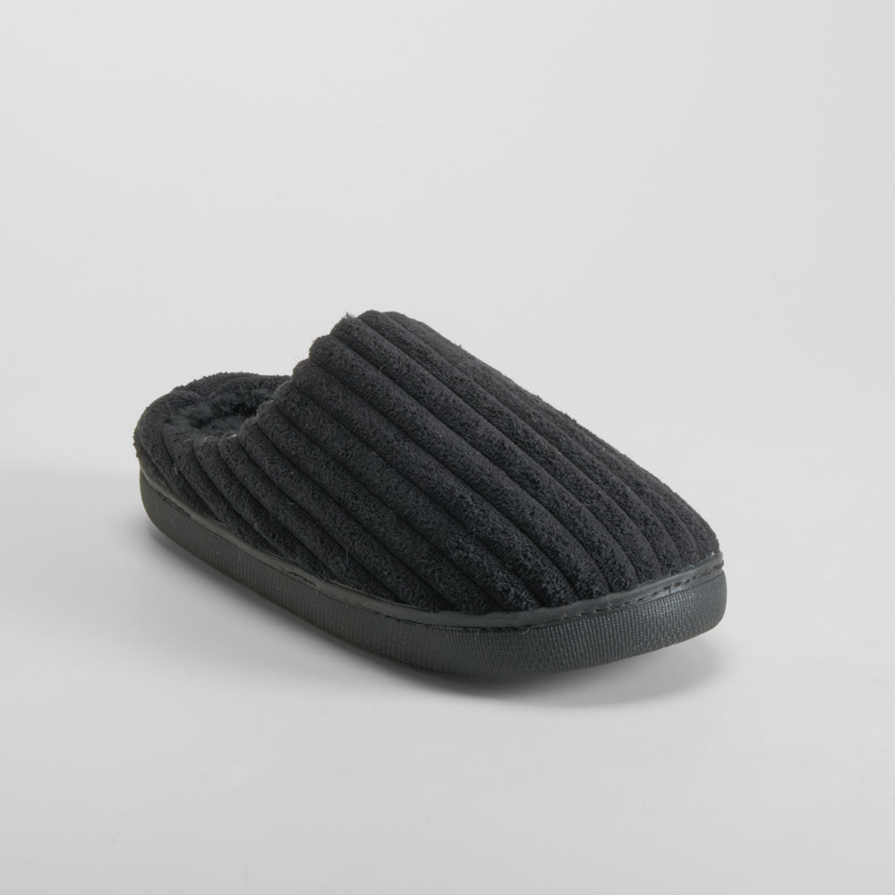Zapatilla casa pana gruesa negra OLYNE