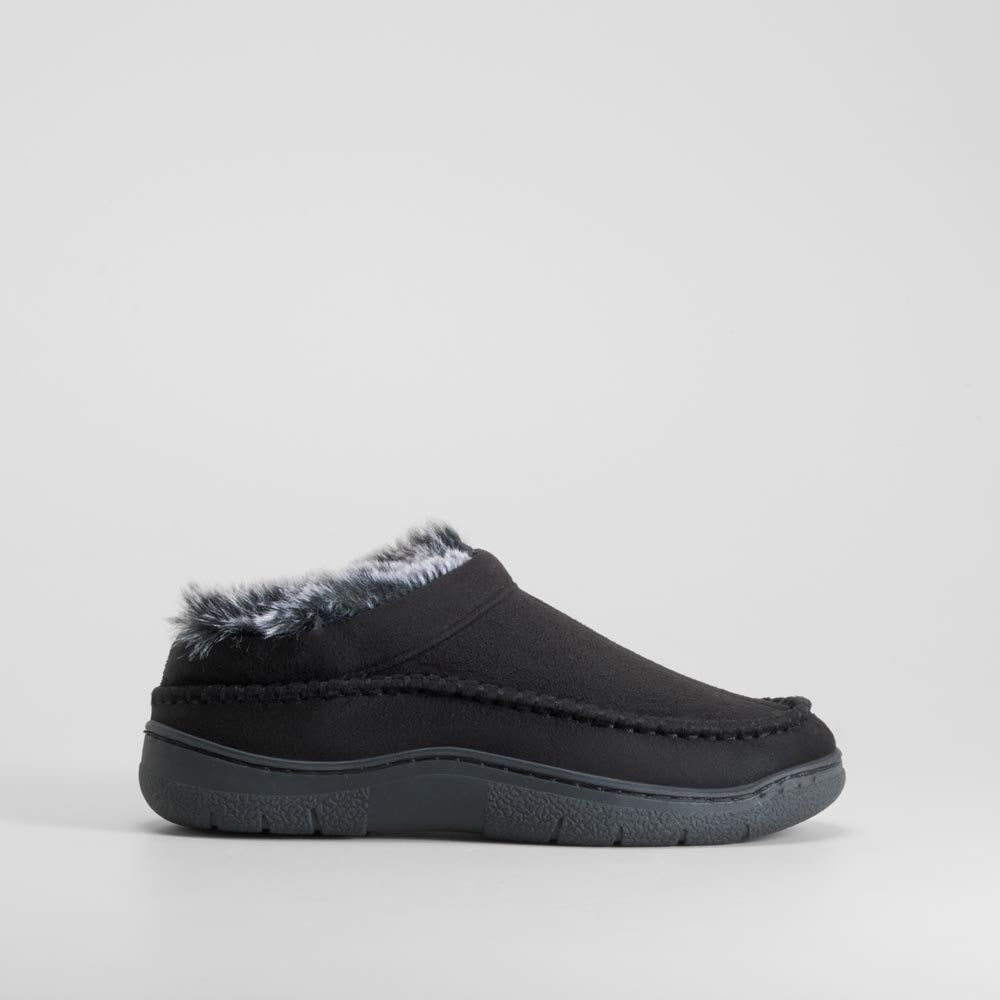Zapatilla casa cerrada cálida negra OLYNE
