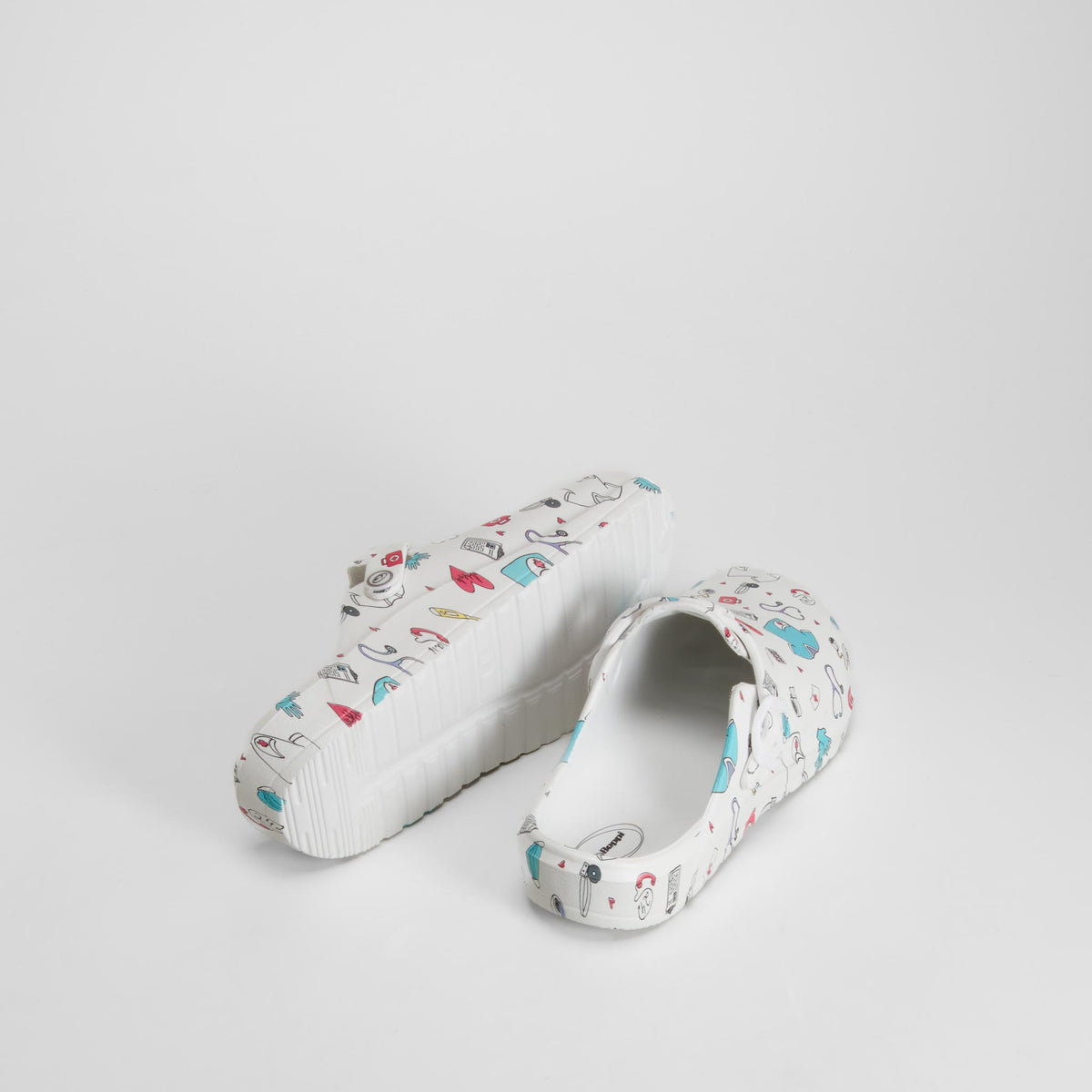 Zueco enfermera estampado sanitario blanco BEPPI