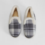 Zapatilla casa gris cuadros cálida OLYNE