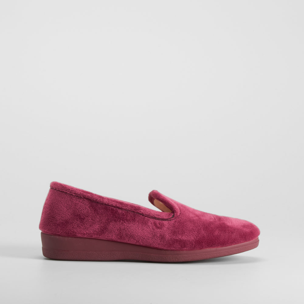Zapatilla casa cerrada terciopelo burdeos OLYNE
