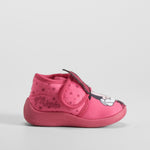 Zapatilla casa cerrada velcro bebé fuxia MINNIE
