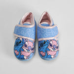 Zapatilla casa cerrada velcro bebé azul STITCH