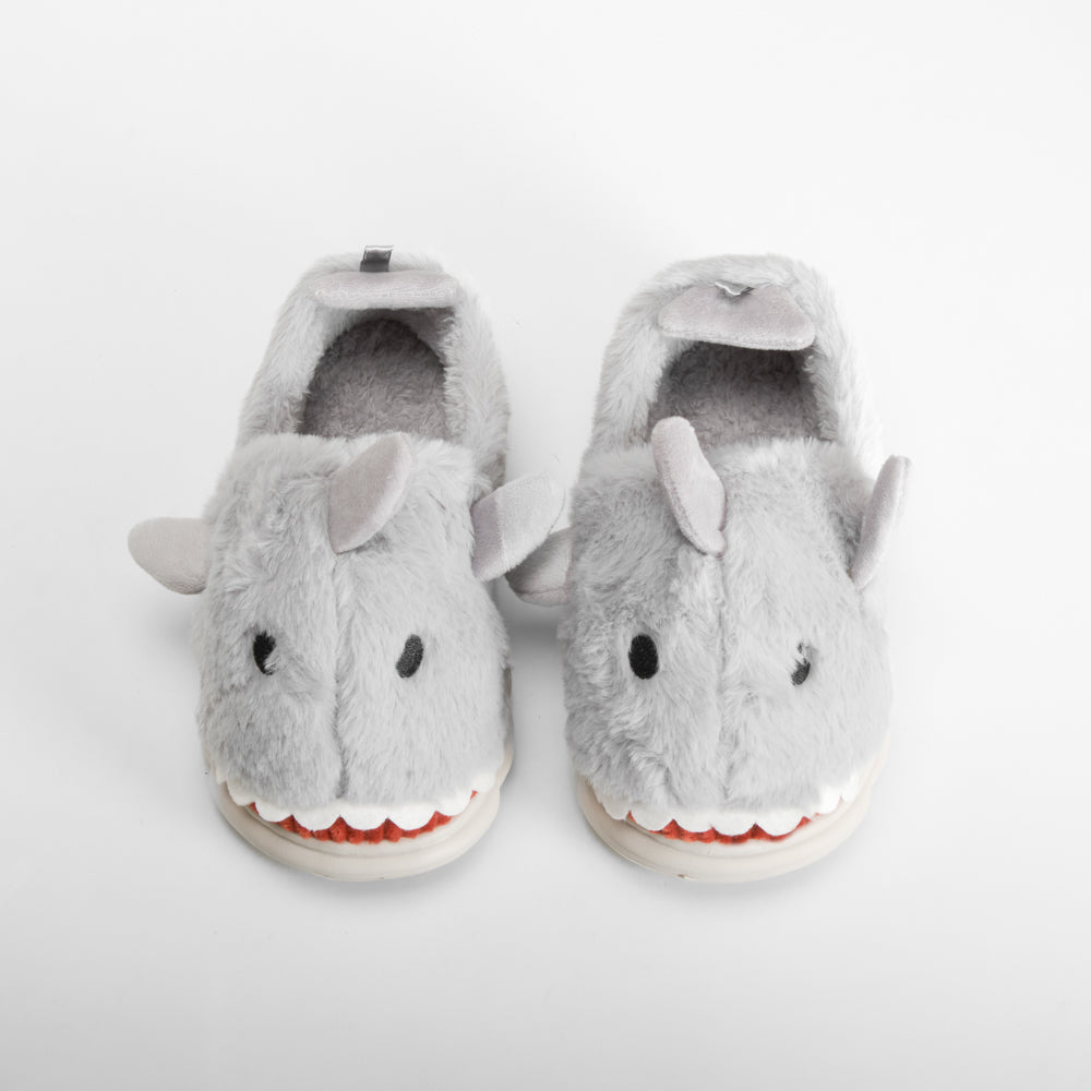 Zapatilla casa tiburón gris OLYNE