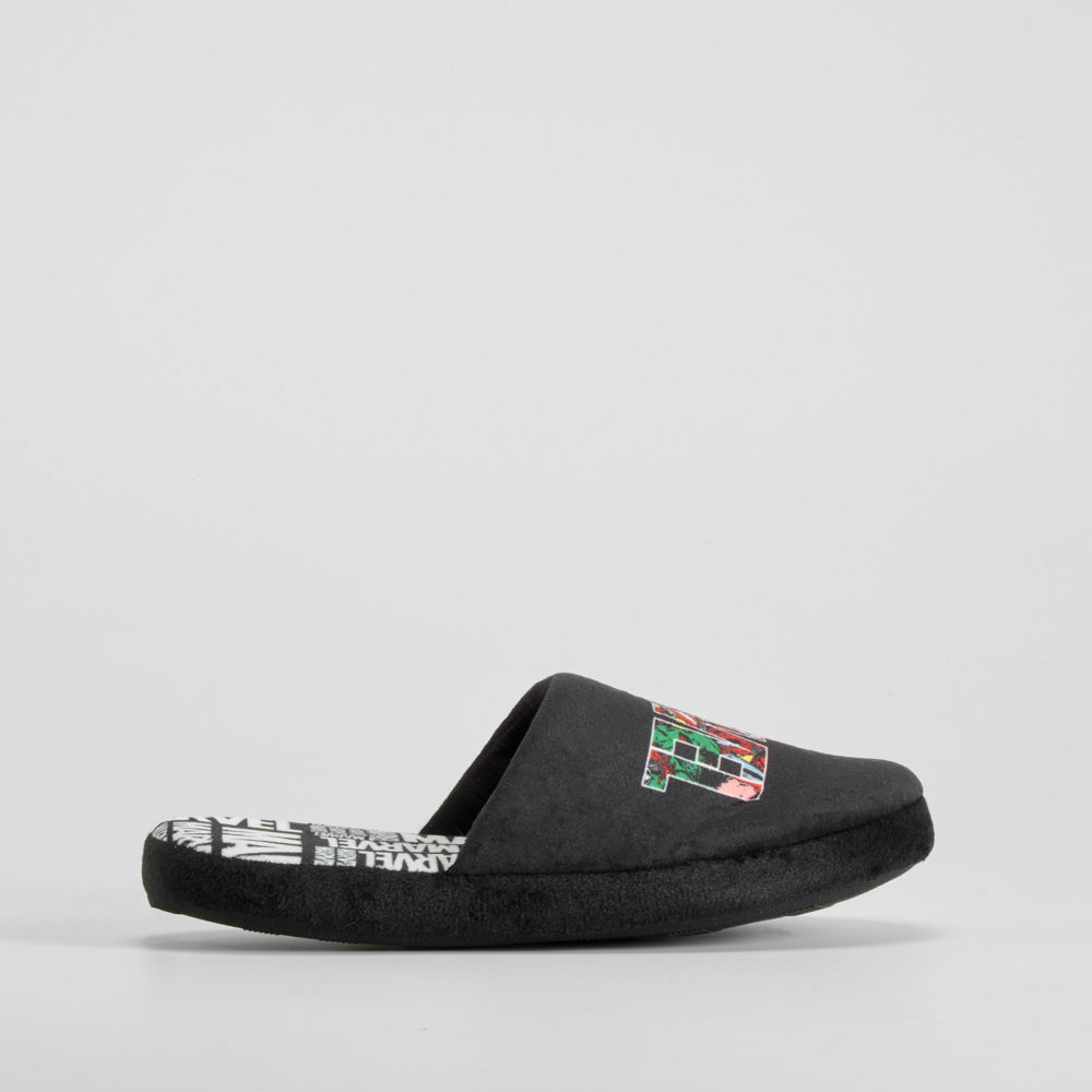 Zapatilla casa negra MARVEL