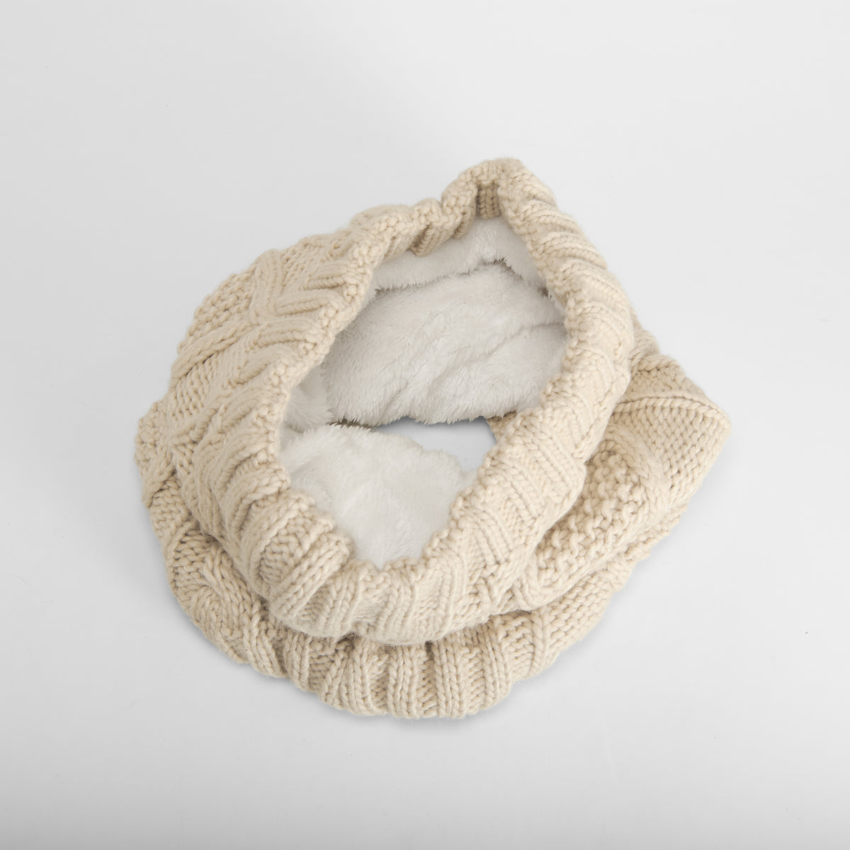 Cuello punto trenzado beige MERKAL