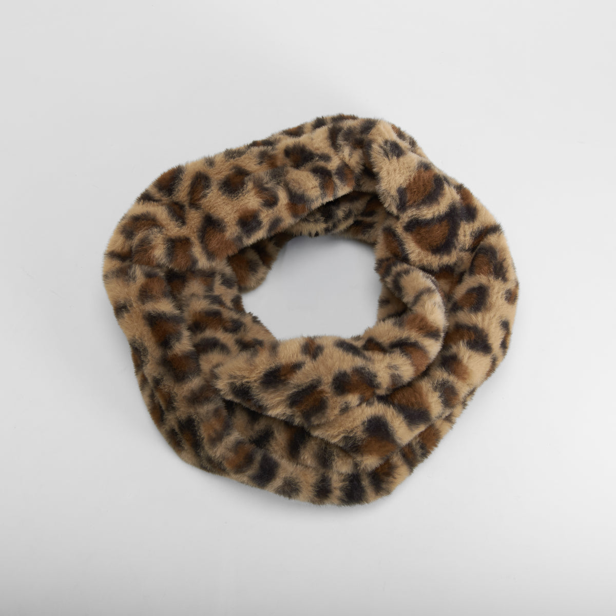Cuello pelo animal print multicolor MERKAL