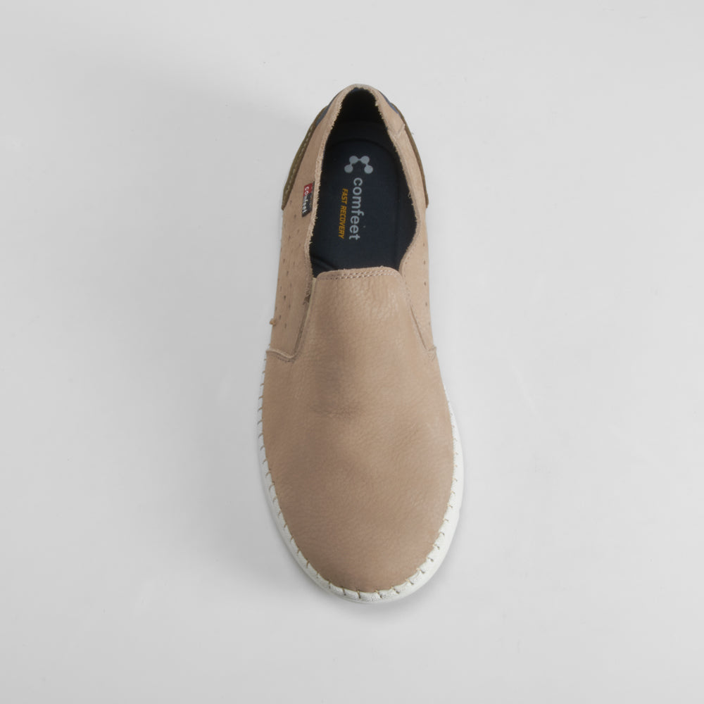 Zapato slip on casual marrón piel COMFEET