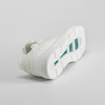 Zapatilla blanca urbana COMFEET