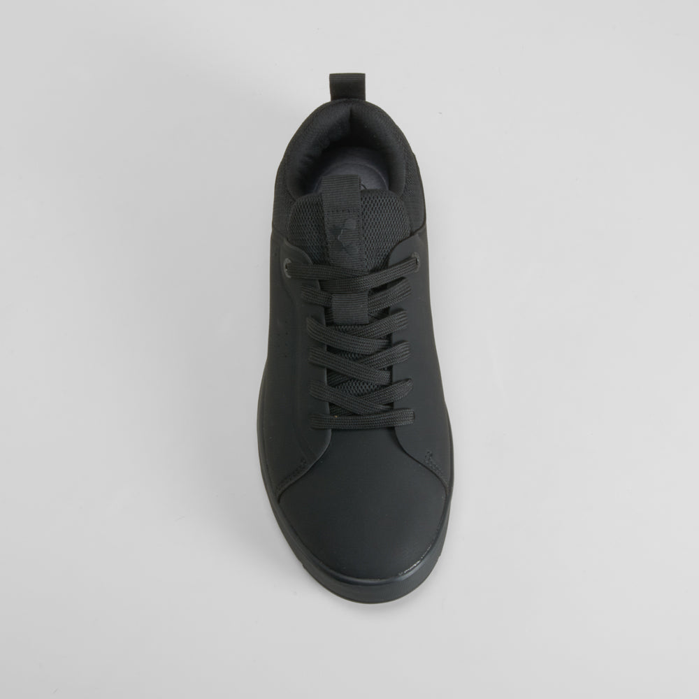 Zapatilla deportiva negra COMFEET