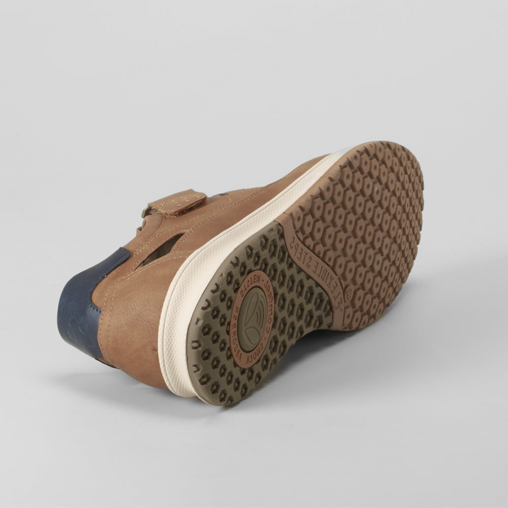 Sandalia Shock Absorber marrón COMFEET