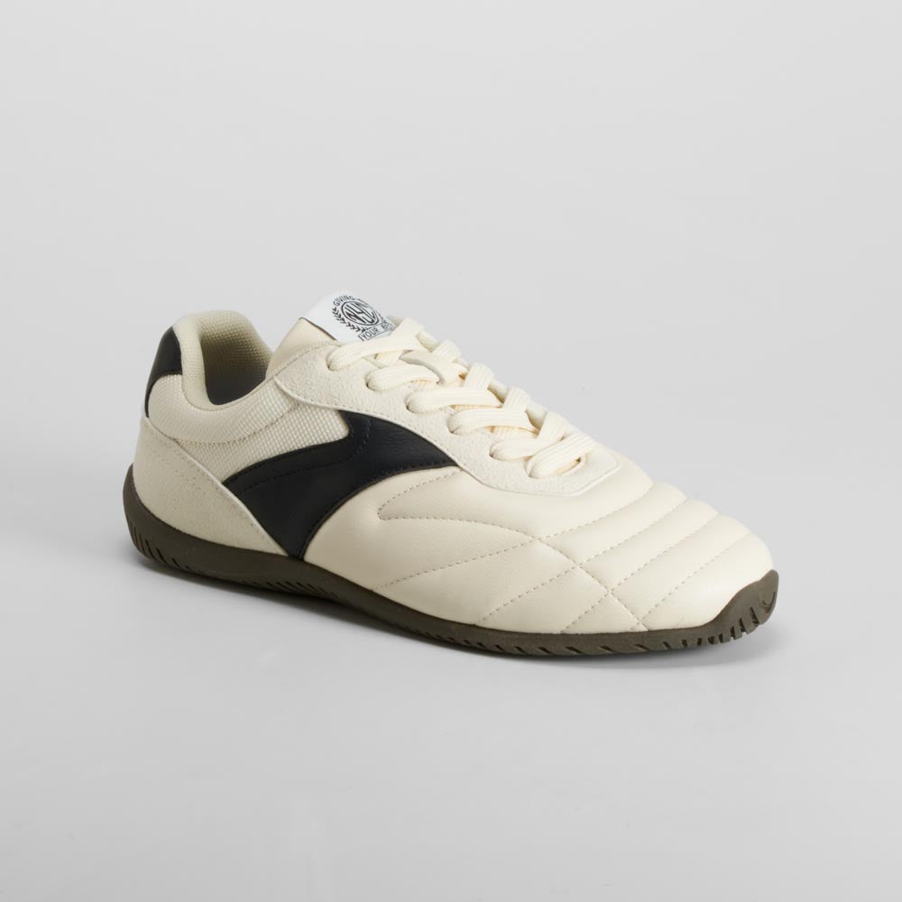 Zapatilla puntera acolchada blanca NYC