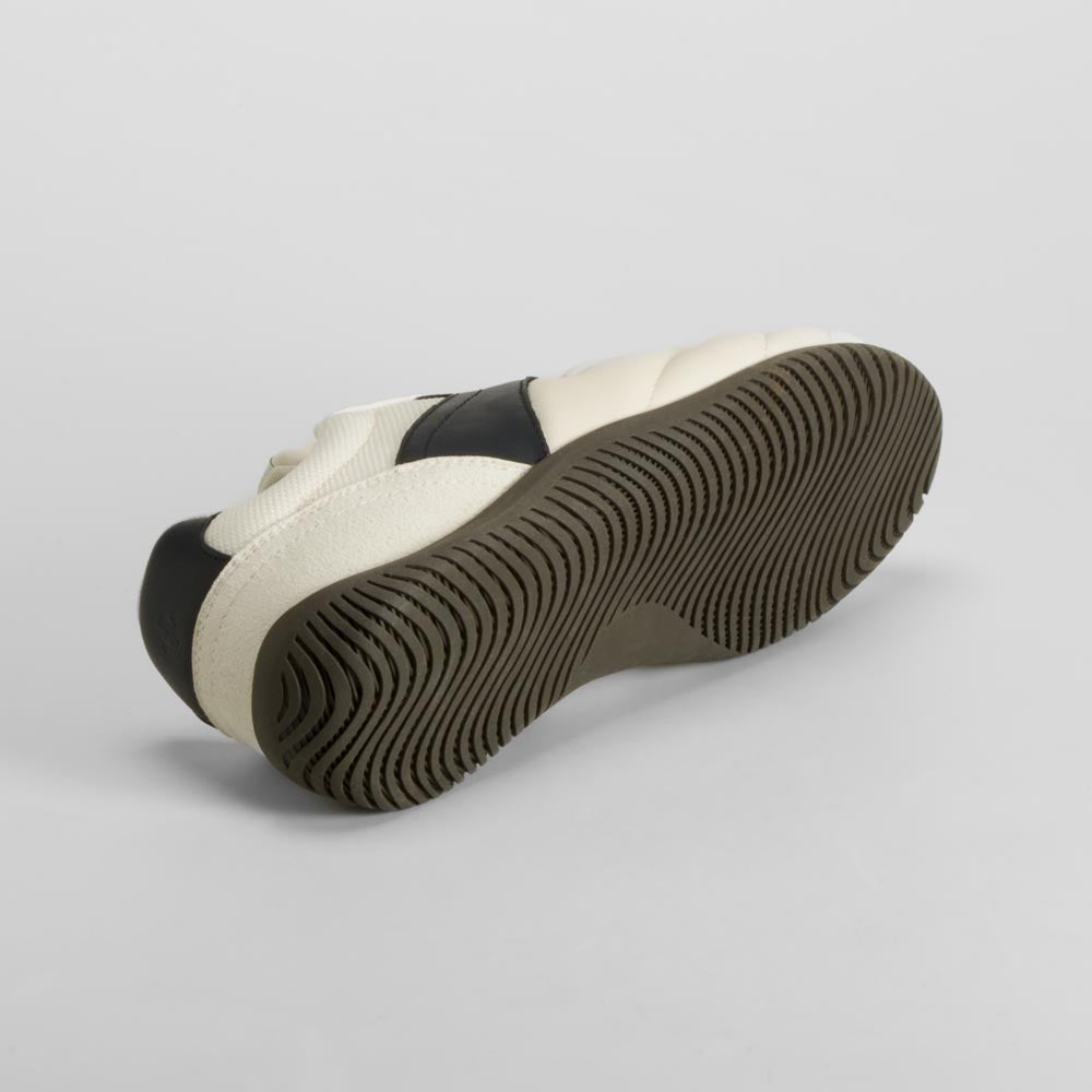 Zapatilla puntera acolchada blanca NYC
