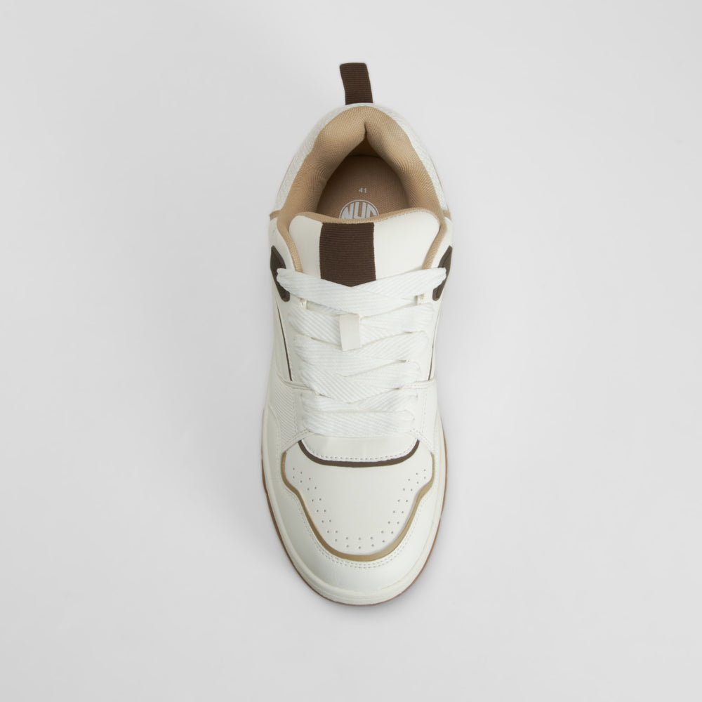 Zapatilla casual skate blanca NYC