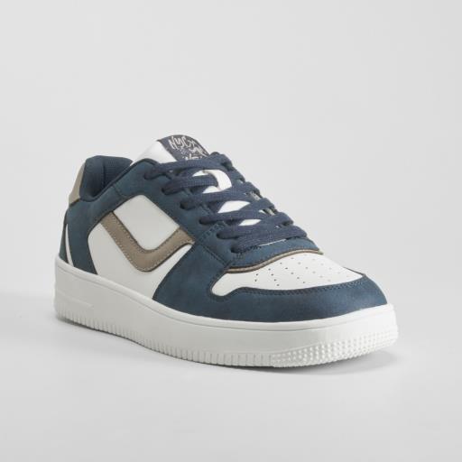 Deportiva casual básica blanca NYC