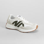 Zapatilla urbana retro jogger blanca NYC