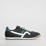 Sneaker retro negra y verde NYC