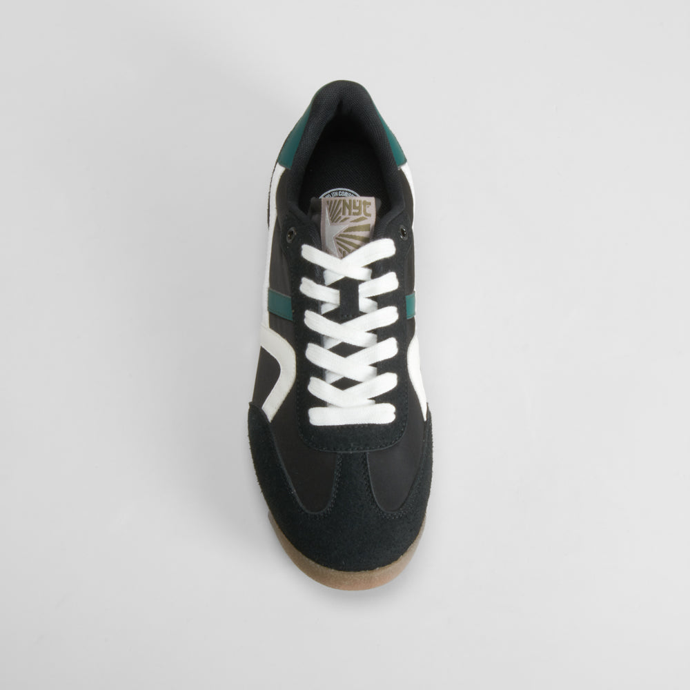 Sneaker retro negra y verde NYC