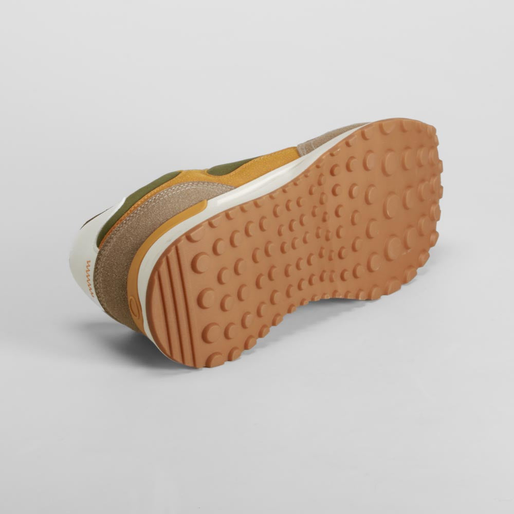Zapatilla casual retro jogger verde NYC