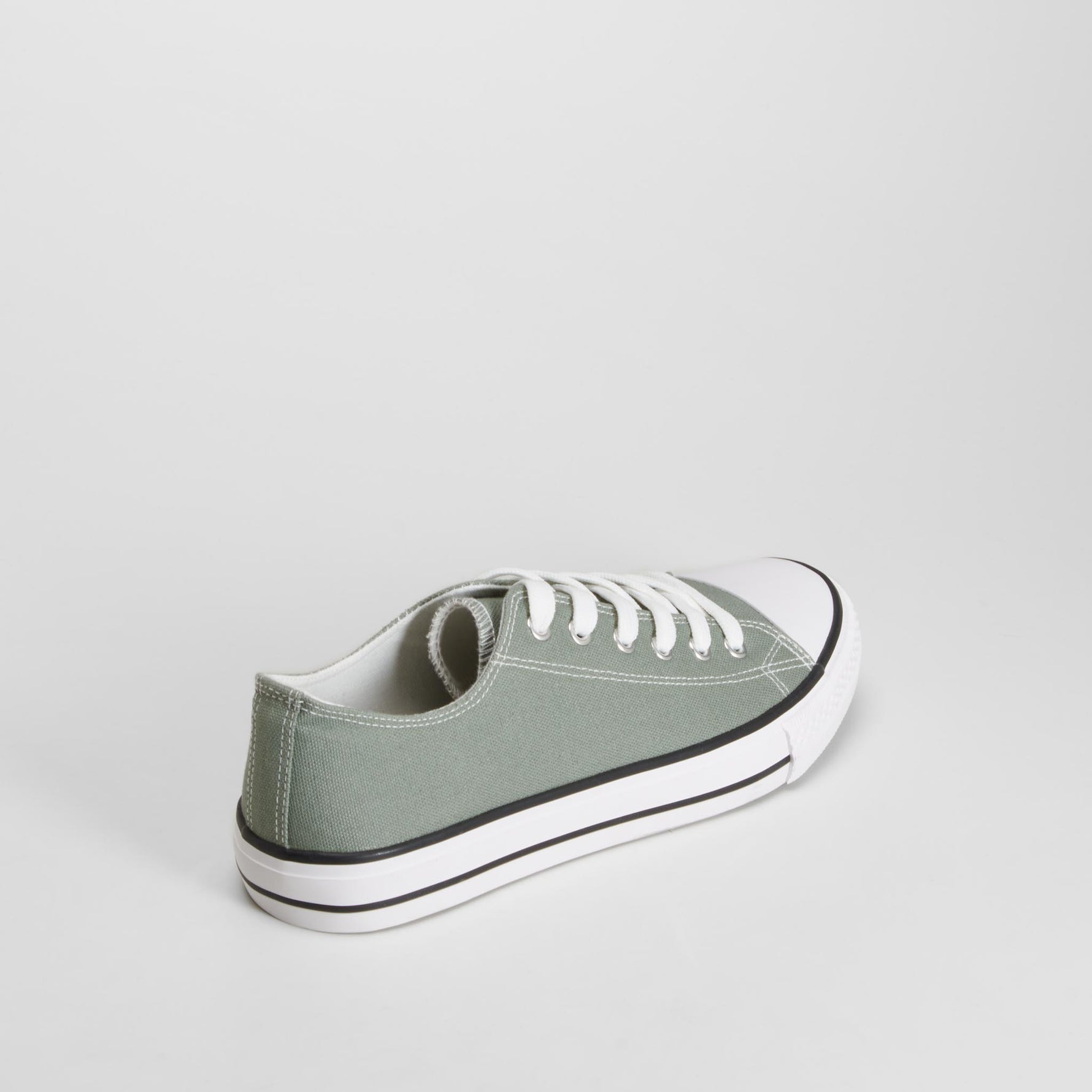 Zapatilla lona casual puntera verde NYC
