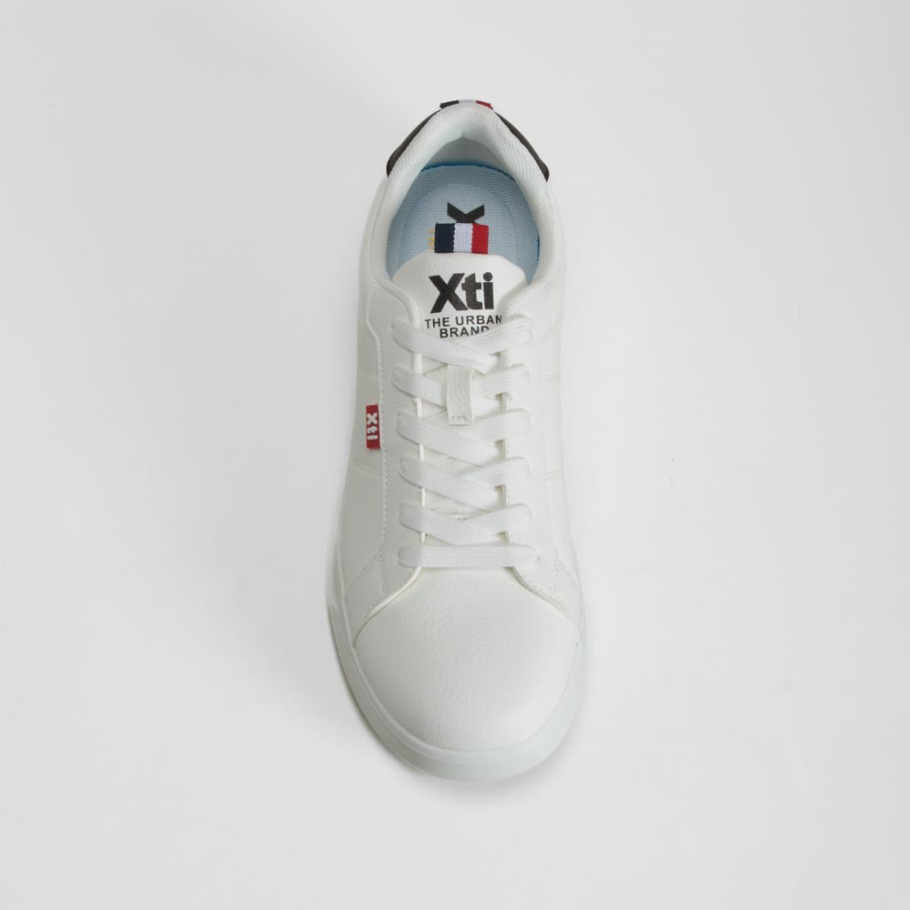 Zapatilla blanca suela baja cordones XTI