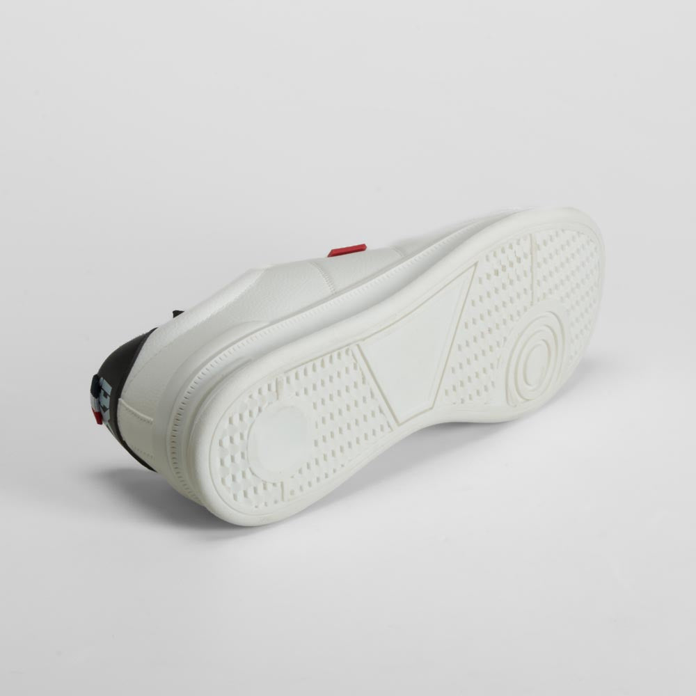 Zapatilla blanca suela baja cordones XTI