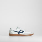 Zapatilla casual suela caramelo blanca XTI