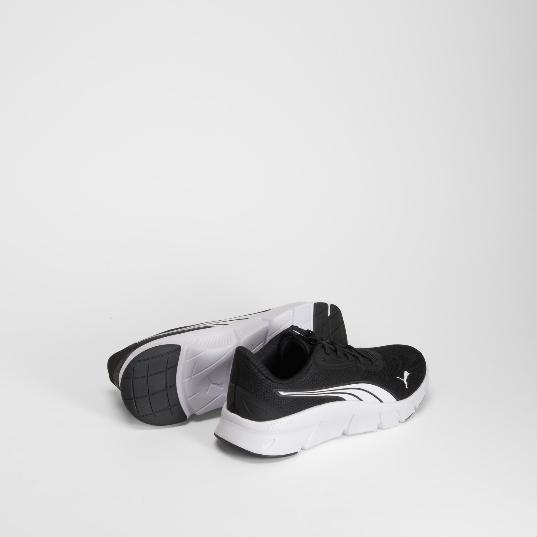 Zapatilla deportiva Flex Focus negro PUMA
